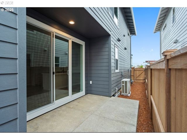 3696 Se Yonder Ln, Hillsboro, OR 97123