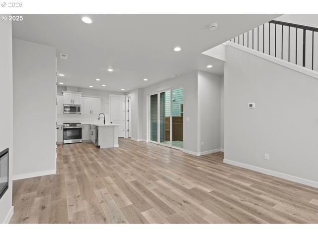 3696 Se Yonder Ln, Hillsboro, OR 97123