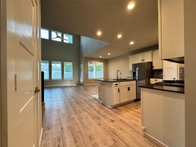 10213 Prairie Creek Lane, Conroe, TX 77384