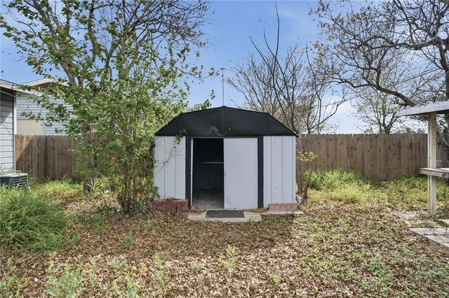 1006 Vernon Dr, Corpus Christi, TX 78407