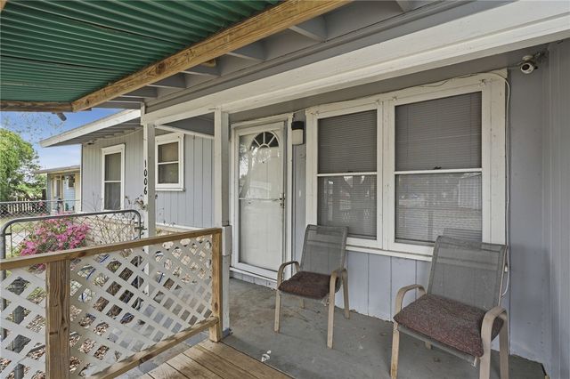 1006 Vernon Dr, Corpus Christi, TX 78407