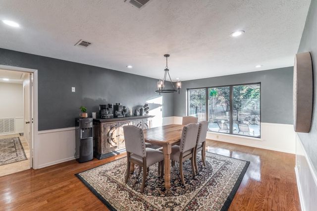 20 Amherst Court, Conroe, TX 77304