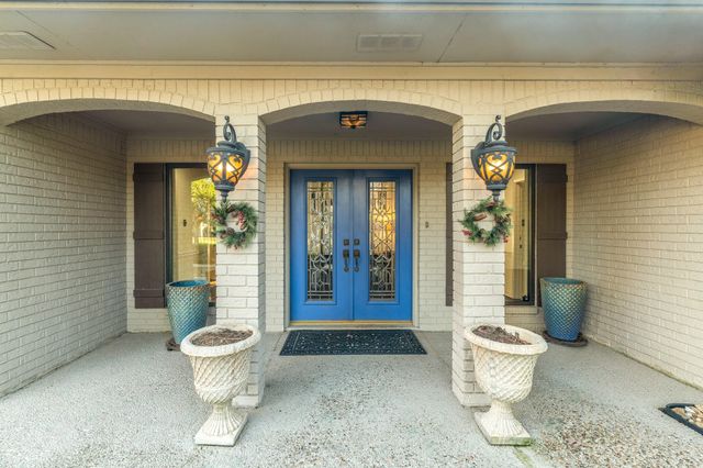 20 Amherst Court, Conroe, TX 77304