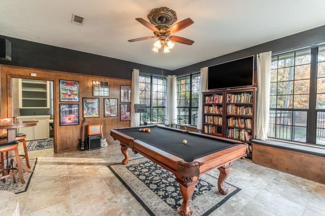 20 Amherst Court, Conroe, TX 77304