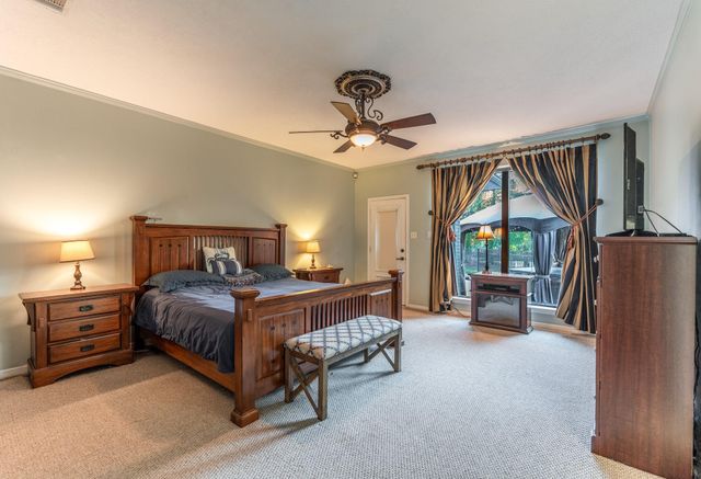 20 Amherst Court, Conroe, TX 77304