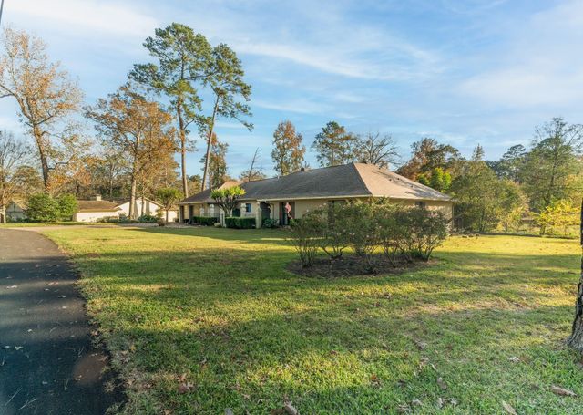 20 Amherst Court, Conroe, TX 77304