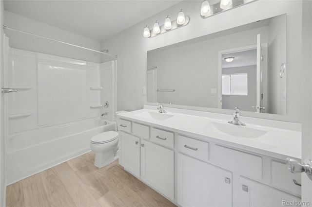 739 Lone Oak Way, Tecumseh, MI 49286