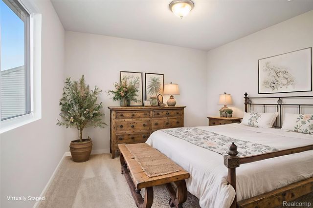 739 Lone Oak Way, Tecumseh, MI 49286