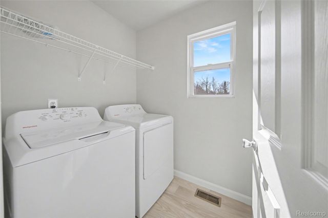 739 Lone Oak Way, Tecumseh, MI 49286