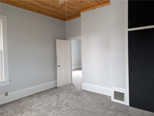 10143 Pleasant Road, Pleasant City, OH 43772