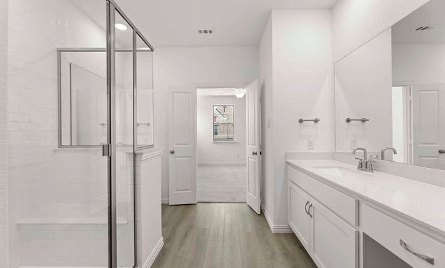 633 Blue Ridge Drive, Mansfield, TX 76063