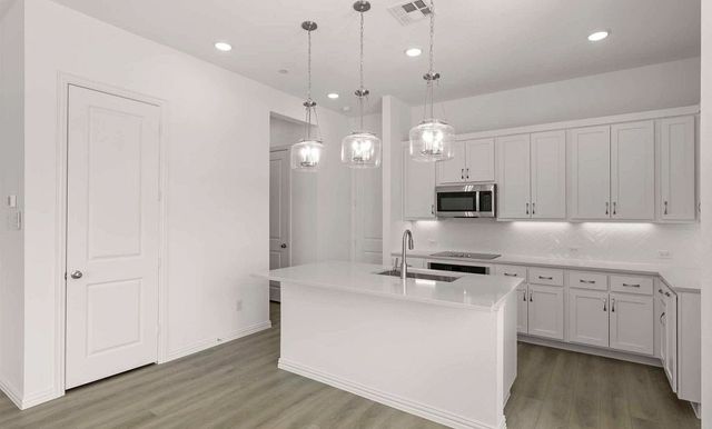 633 Blue Ridge Drive, Mansfield, TX 76063