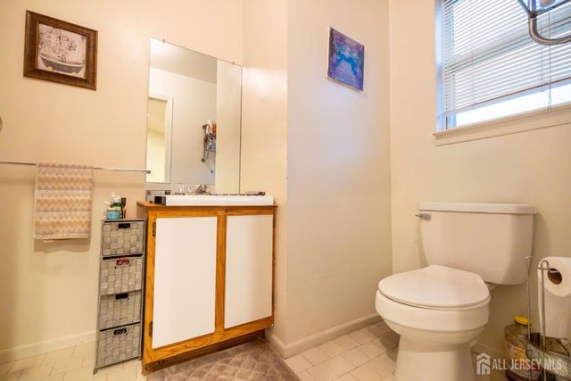 184 Bexley Lane, Middlesex, NJ 08854