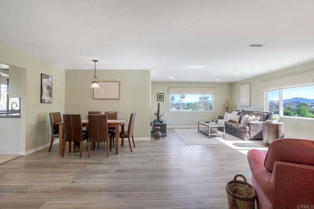 28242 Glenmeade Way, Escondido, CA 92026