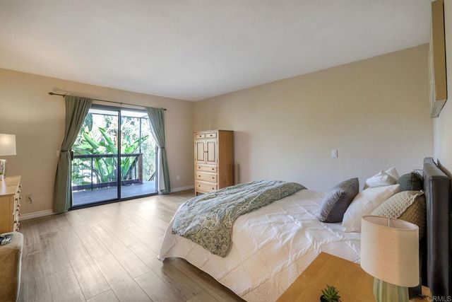 28242 Glenmeade Way, Escondido, CA 92026