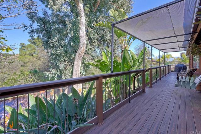 28242 Glenmeade Way, Escondido, CA 92026