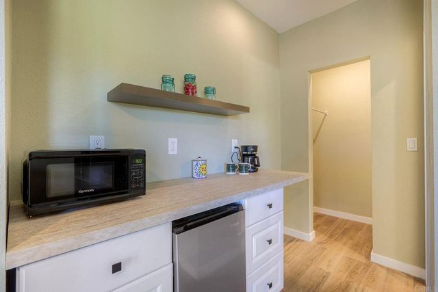 28242 Glenmeade Way, Escondido, CA 92026