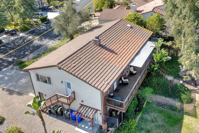 28242 Glenmeade Way, Escondido, CA 92026