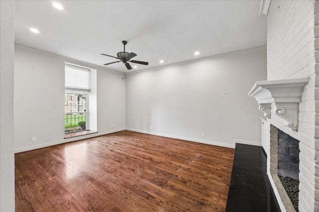 4053 Breakwood Drive, Houston, TX 77025