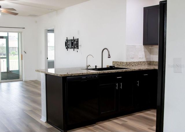 8089 PELICAN REED CIRCLE, Wesley Chapel, FL 33545