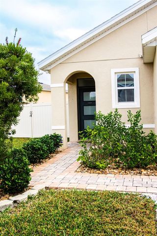 8089 PELICAN REED CIRCLE, Wesley Chapel, FL 33545