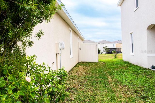 8089 PELICAN REED CIRCLE, Wesley Chapel, FL 33545