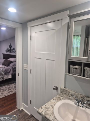6663 Claude Parks Road, Murrayville, GA 30564