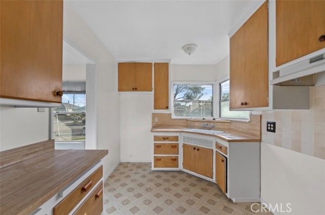 2161 E 65th, Long Beach, CA 90805