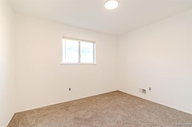 23257 Stewart Avenue, Warren, MI 48089