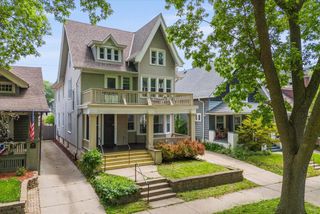 2856 N Frederick AVENUE #2858, Milwaukee, WI 53211