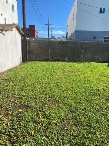 872 W 47th, Los Angeles, CA 90037