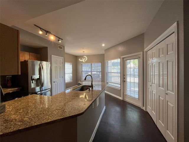 2320 Gracy Farms LN 711, Austin, TX 78758