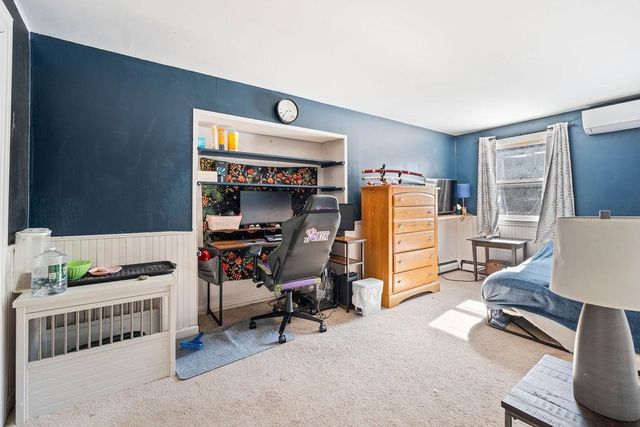 1 Stagecoach Drive, Sandown, NH 03873