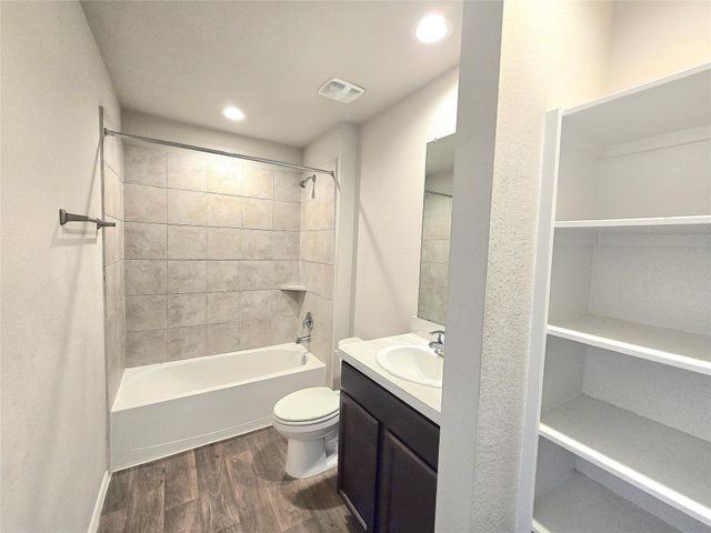 20811 Olive Leaf Street, New Caney, TX 77357