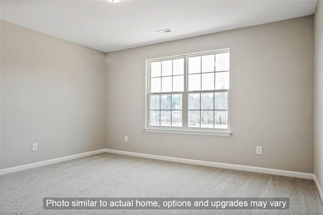 906 Elderberry Way 72, Greensboro, NC 27410