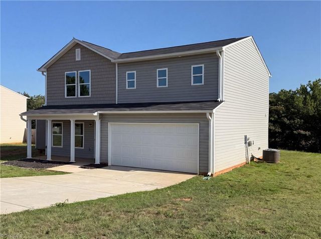 112 Dixieland Court, King, NC 27021