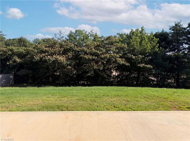 112 Dixieland Court, King, NC 27021