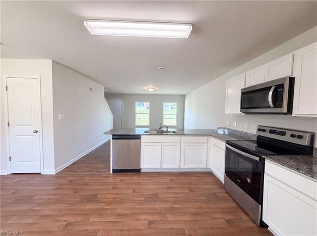 112 Dixieland Court, King, NC 27021