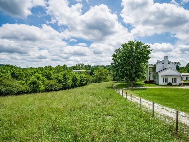899 Messenger Rd, Sparta, TN 38583