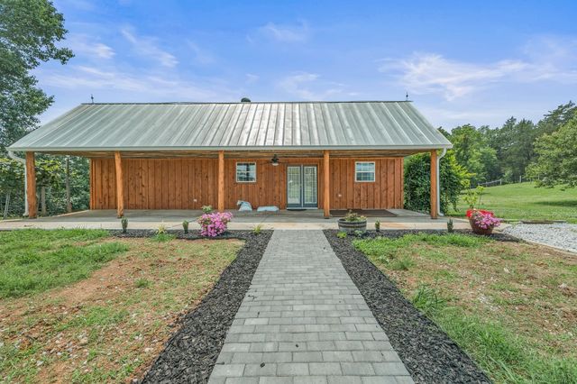 899 Messenger Rd, Sparta, TN 38583