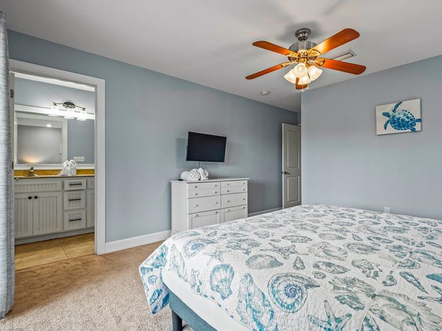 1604 Ivy Way, St George Islan, FL 32328