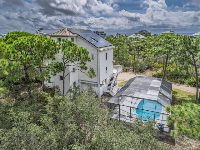 1604 Ivy Way, St George Islan, FL 32328