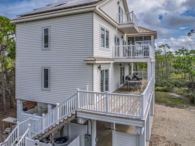 1604 Ivy Way, St George Islan, FL 32328