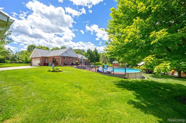 5233 Crawford Road, Dryden, MI 48428