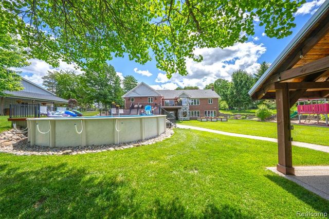 5233 Crawford Road, Dryden, MI 48428