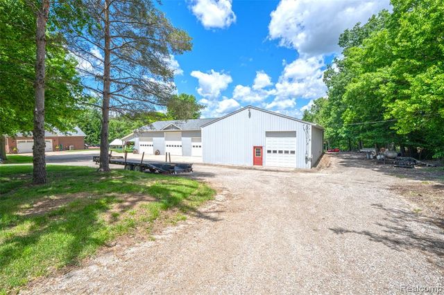 5233 Crawford Road, Dryden, MI 48428