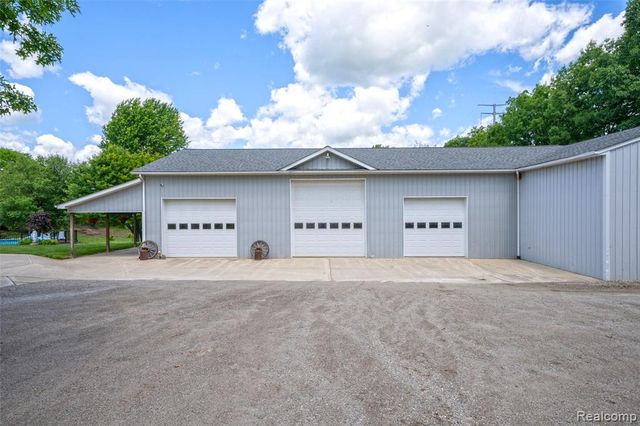 5233 Crawford Road, Dryden, MI 48428