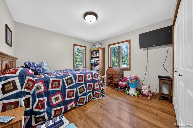5233 Crawford Road, Dryden, MI 48428