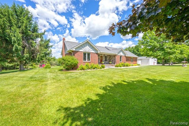 5233 Crawford Road, Dryden, MI 48428