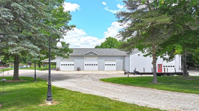 5233 Crawford Road, Dryden, MI 48428